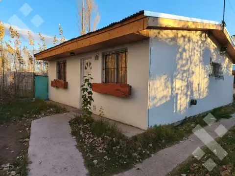 Venta 2 Casas en Lote de 300 M2 Bº Caminos del Sol - Plottier