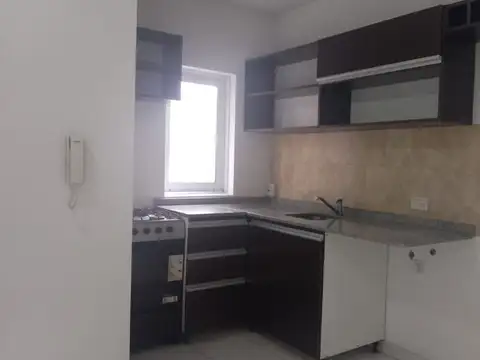 Departamento en Alquiler en Lanus Oeste, $ 550.000