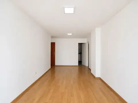 Departamento en Alquiler en Centro, $ 750.000
