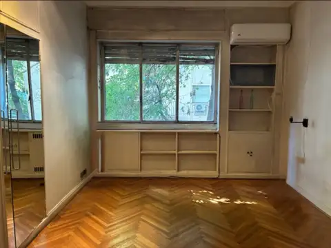 Pena 1300, Piso 2