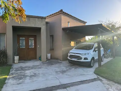 Casa en Venta al Este