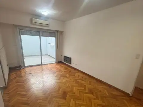 Depto Tipo Casa 3 ambientes con 2 baños