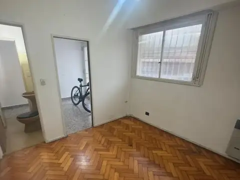 Depto Tipo Casa en Alquiler con 1 cocheras