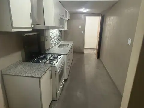Depto Tipo Casa en Alquiler de 3 ambientes