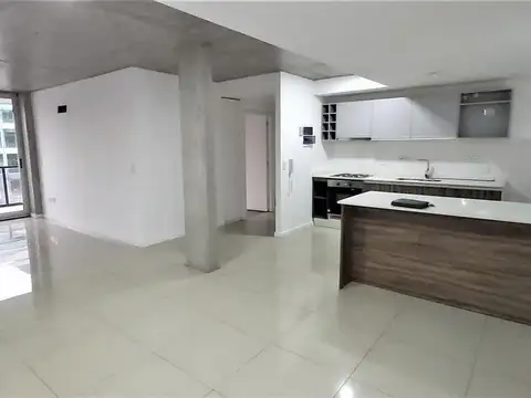 Alquiler Departamento 3 dormitorios cochera doble, baulera. Pileta - Fisherton