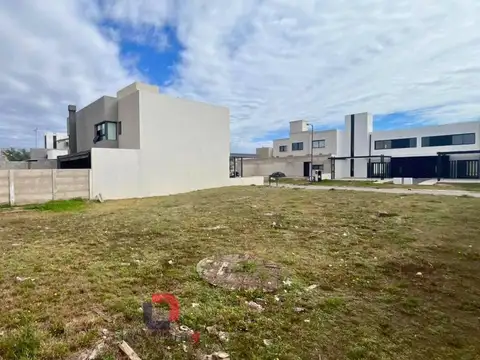 Lote en Docta Boulevard
