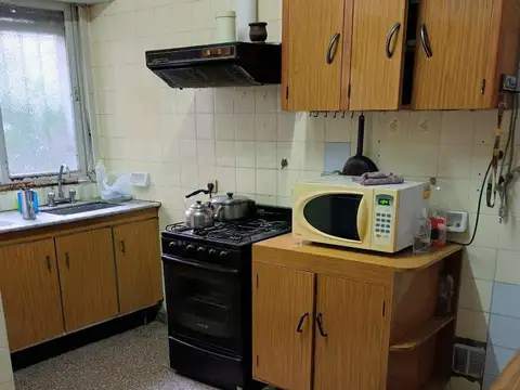 Depto Tipo Casa en Venta 50 años