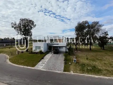 Casa en Venta en Manuel Alberti, USD 710.000