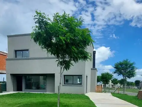 Casa en Venta en San Pablo, USD 218.000