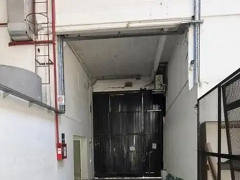 GALPON INDUSTRIAL EN LA PATERNAL