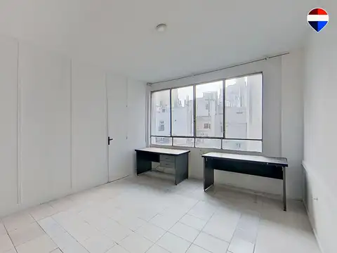 Oficina en Venta 60 años