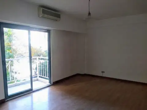 Austria 2200
