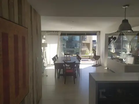 Departamento 5 ambientes con 3 baños