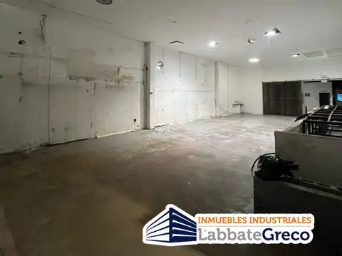 Galpon en Alquiler 20  mts Frente