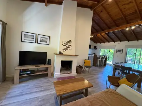 Casa en Alquiler de 3 dormitorios