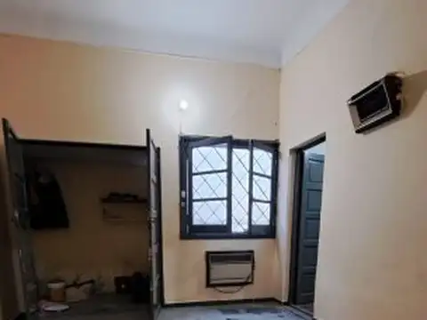 Depto Tipo Casa en Alquiler de 3 ambientes
