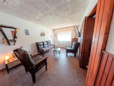 DEPARTAMENTO 4 DORMITORIOS - SAN JOSÉ DE MAYO