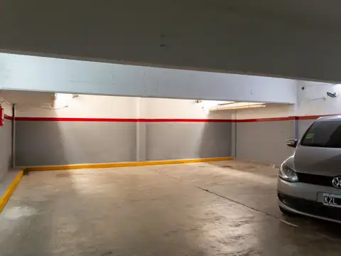 VENTA COCHERA DOBLE CUBIERTA FIJA EN VILLA URQUIZA