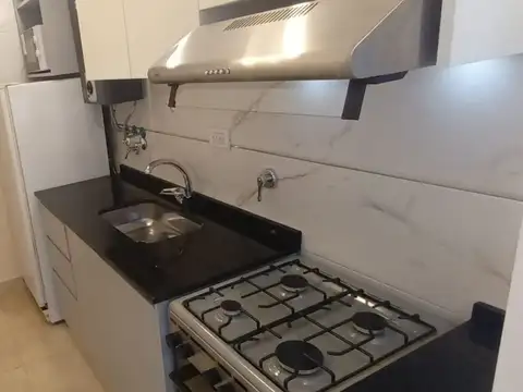 OPORTUNIDAD 1 AMBIENTE RECICLADO CON PATIO PROPIO ZONA ALDREY