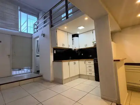 Depto Tipo Casa en Alquiler en Pinos De Anchorena, $ 450.000