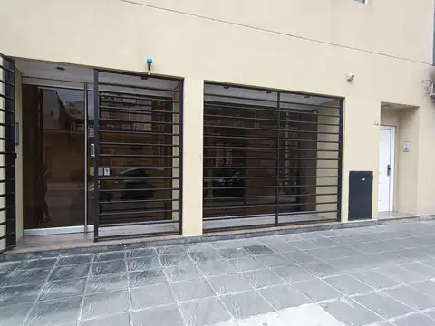 PIRAN 100, Piso 8