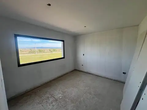 Depto Tipo Casa 3 ambientes con 2 baños