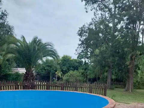 Quinta en Alquiler en Lezica y Torrezuri, $ 850.000