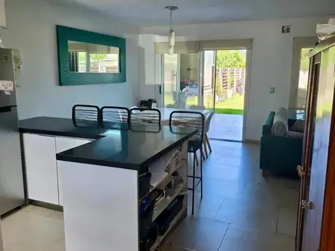 Casa en Venta en Monte Grande, USD 220.000