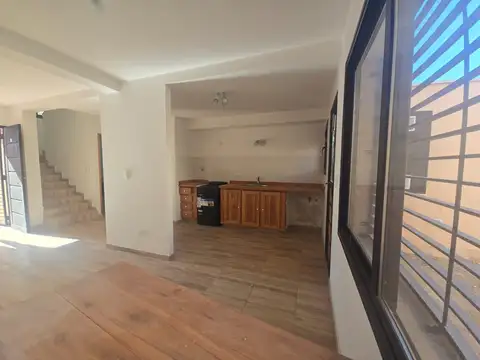 Departamento en Alquiler con 1 cocheras