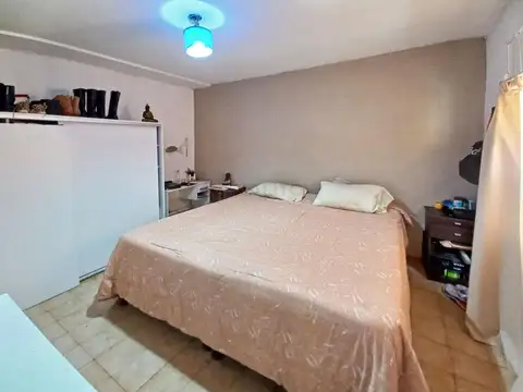 Depto Tipo Casa en Venta 60 años