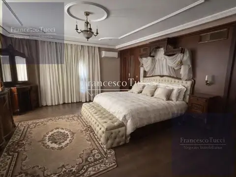 Casa en venta 6 ambientes con pileta en Country San Diego