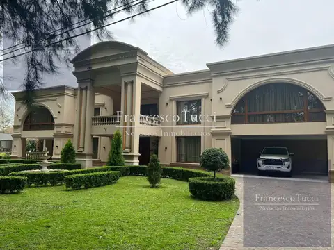 Casa en venta 6 ambientes con pileta en Country San Diego