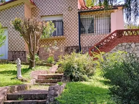 Av. Álvarez Jonte esq. Paraná