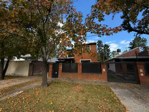 Casa venta 2 dormitorios Fisherton apto credito