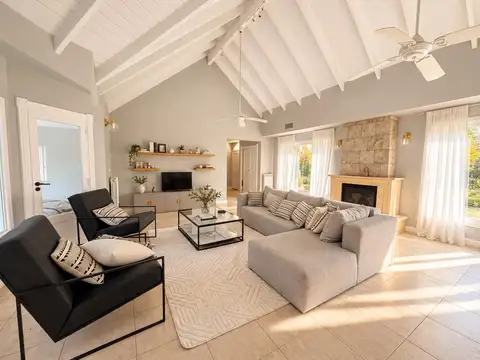 CASA EN VENTA EN SAN DIEGO 5 AMBIENTES