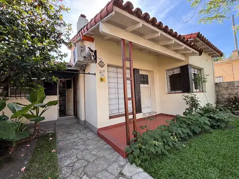 Casa en Venta en Villa Ballester, USD 153.000