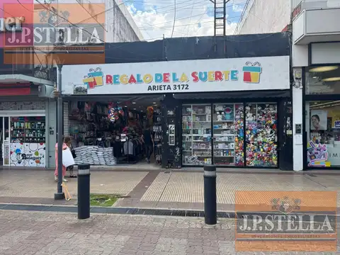 Local Comercial S/ Peatonal Arieta 240 m² Cub. IDEAL INVERSOR -  S.Justo (Ctro)