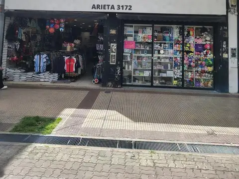 Local Comercial S/ Peatonal Arieta 240 m² Cub. - SIN LLAVE OPORTUNIDAD -  S.Justo (Ctro)