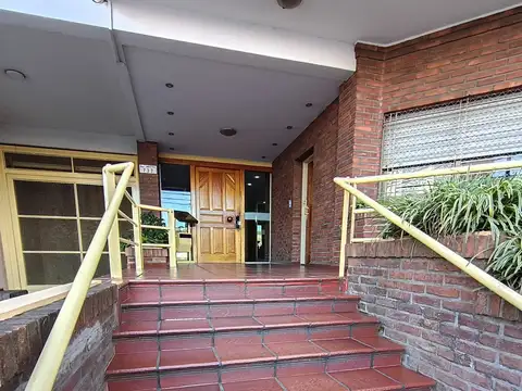 Mitre 700, Piso 3