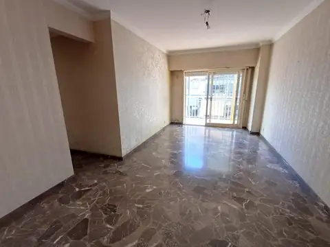 Villa del Parque hermoso Departamento 4 ambientes, frente, dependencia, balcón, COCHERA y baulera