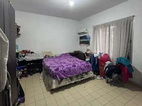 Casa 6 ambientes con 1 baño