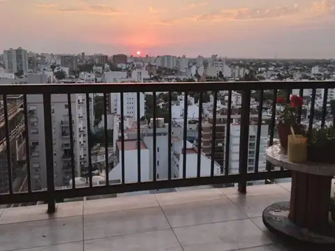 Zapiola 2600, Piso 16