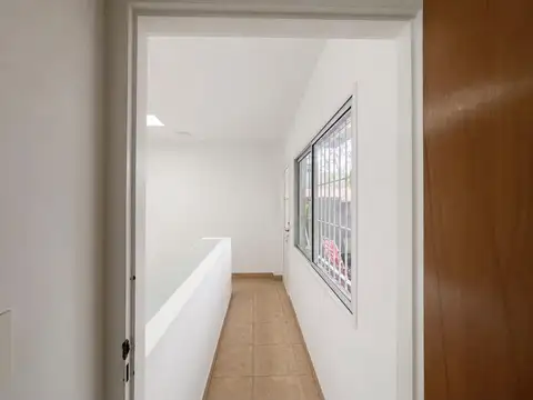 casa en venta, 7 ambientes, Agronomía,