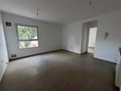 9 julio 3300, Piso 1