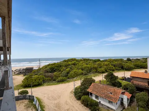 Cod 384 – Departamento 2 ambientes frente al mar en Ostende. 4ºA