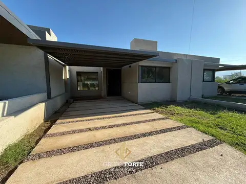 Casa en Venta en Barrio Norte, USD 115.000
