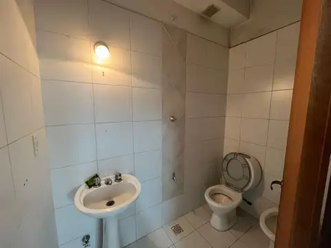 Oficina en Alquiler en Belen de Escobar, $ 450.000