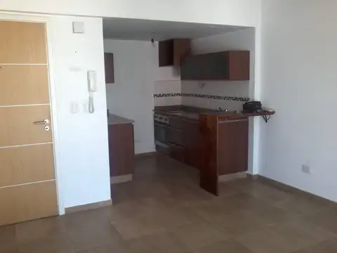 Int. Alvear 2900, Piso 2