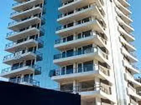 Av. Gualberto Venesia 20