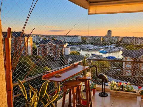 Departamento en Venta  3 ambientes en Miradores de la Bahia, Nordelta con cochera y vista a la Bahía